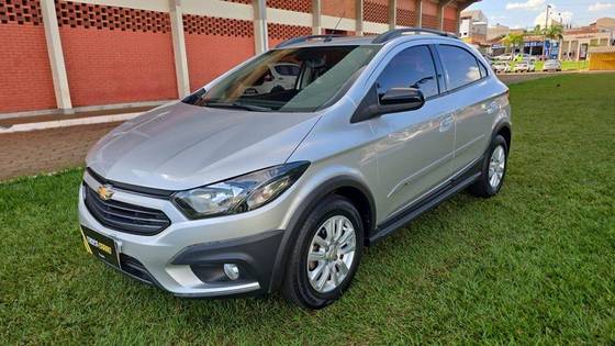 CHEVROLET ONIX 1.4 MPFI ACTIV 8V FLEX 4P AUTOMÁTICO